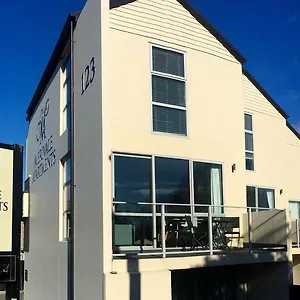 https://merivale-apartments.top-hotels-christchurch.com